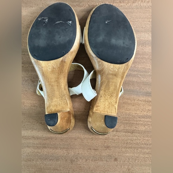 Women’s Michael Kors Jules White Leather Suede Signature Logo Luxury Heels - Picture 9 of 11